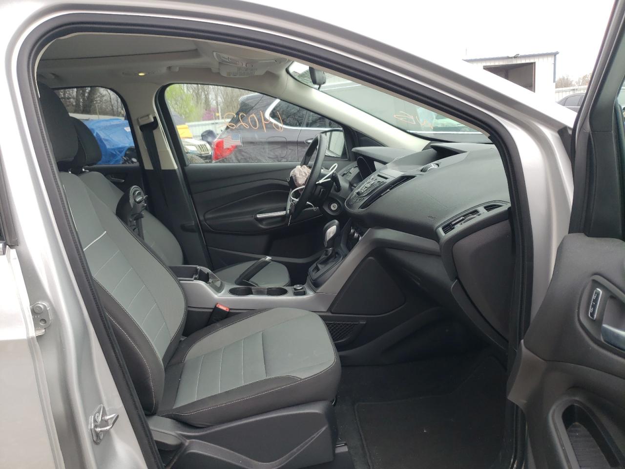Photo 5 from auction – 2014 FORD ESCAPE SE with VIN 1FMCU0GX4EUE50086
