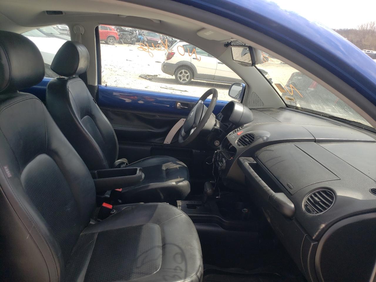 Photo 5 from auction – 2008 VOLKSWAGEN NEW BEETLE with VIN 3VWPG31C48M504738