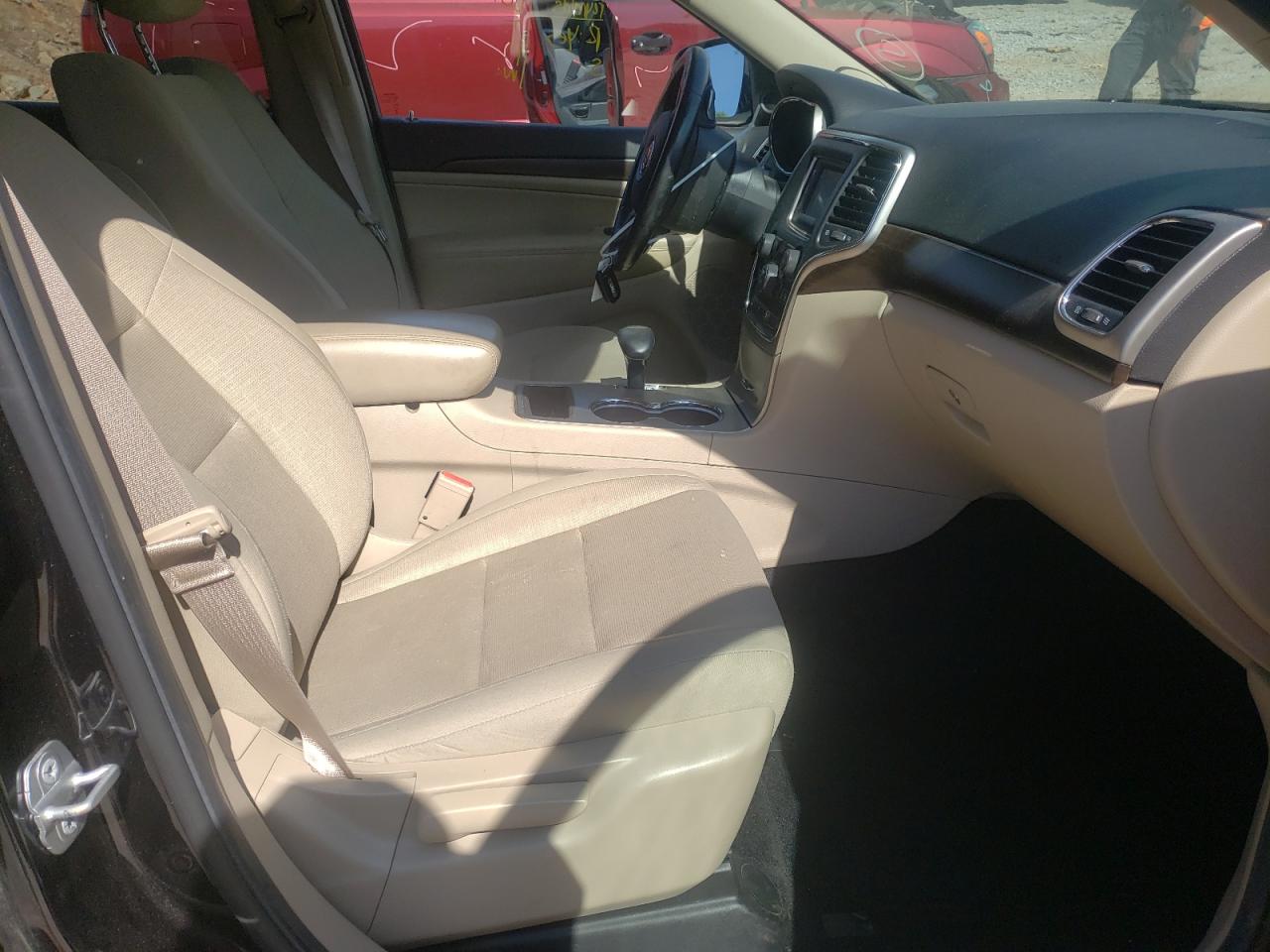 Photo 5 from auction – 2014 JEEP GRAND CHER with VIN 1C4RJEAGXEC386915