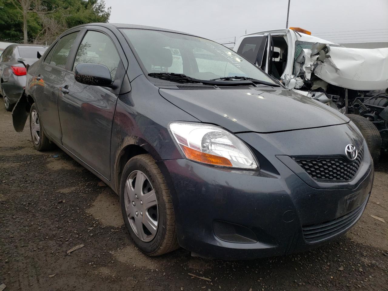 TOYOTA YARIS 2011 with VIN JTDBT4K32B1409306 - Photo from auction