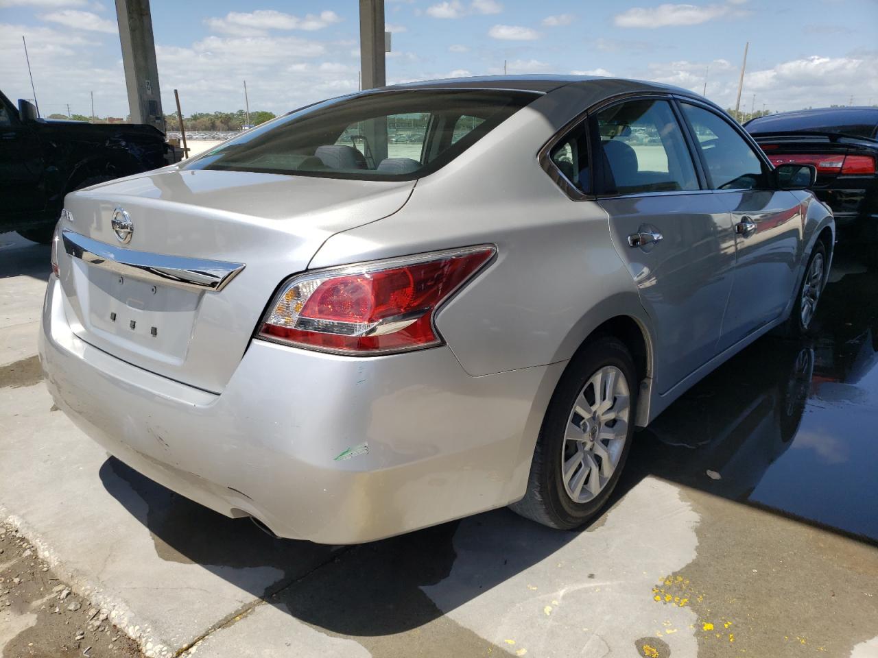 صورة رقم 4 من المزاد - 2015 NISSAN ALTIMA 2.5 مع VIN 1N4AL3AP1FC230281