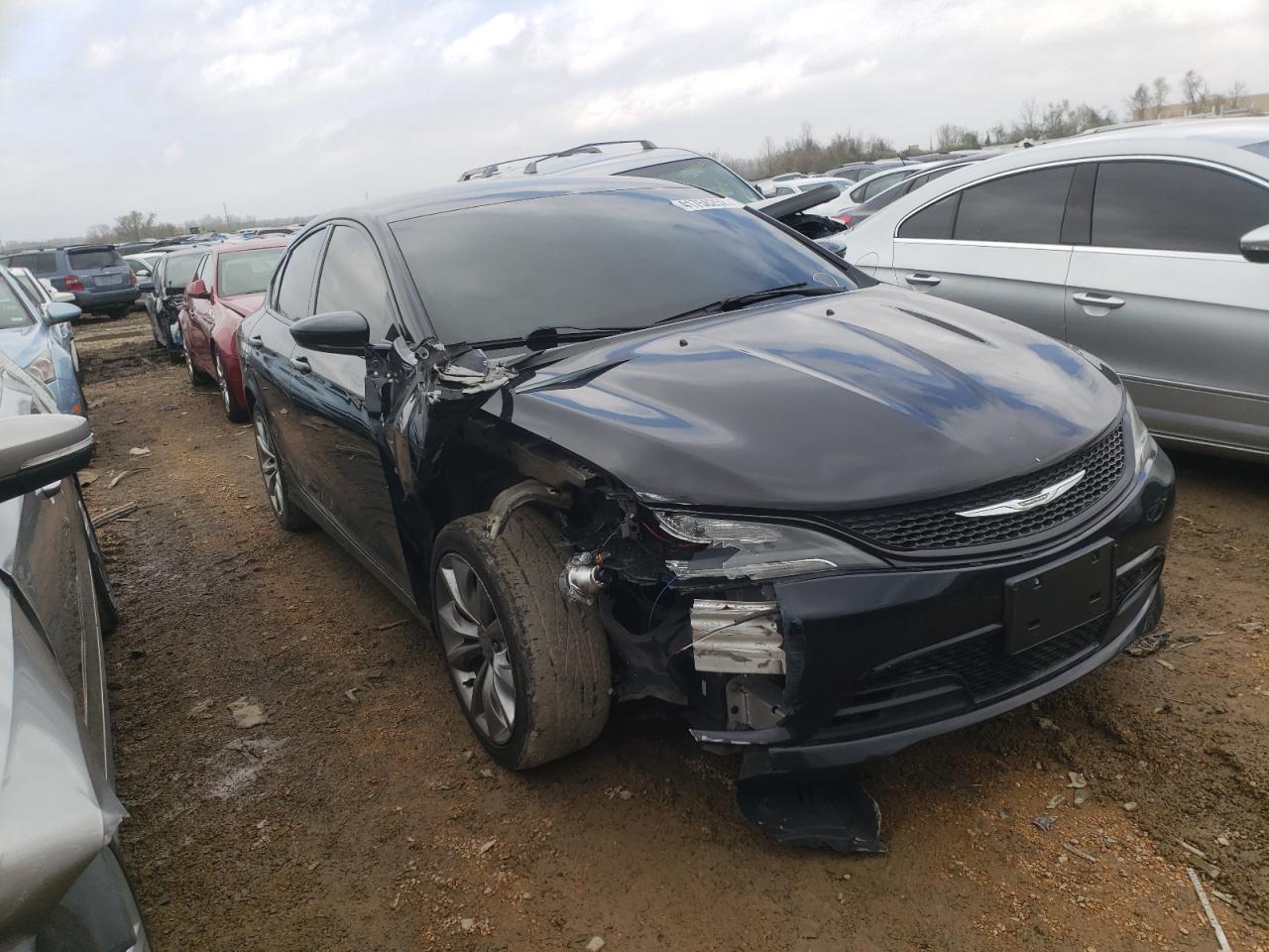 CHRYSLER 200 S 2015 with VIN 1C3CCCBB4FN511828 - Photo from auction