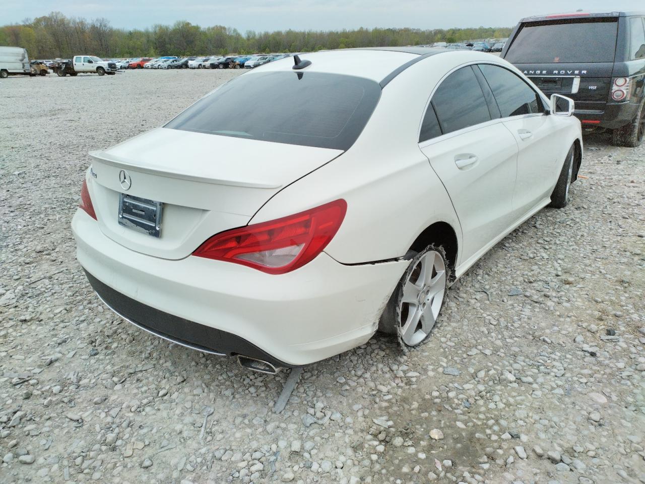 Photo 4 from auction – 2016 MERCEDES-BENZ CLA 250 with VIN WDDSJ4EB2GN340552