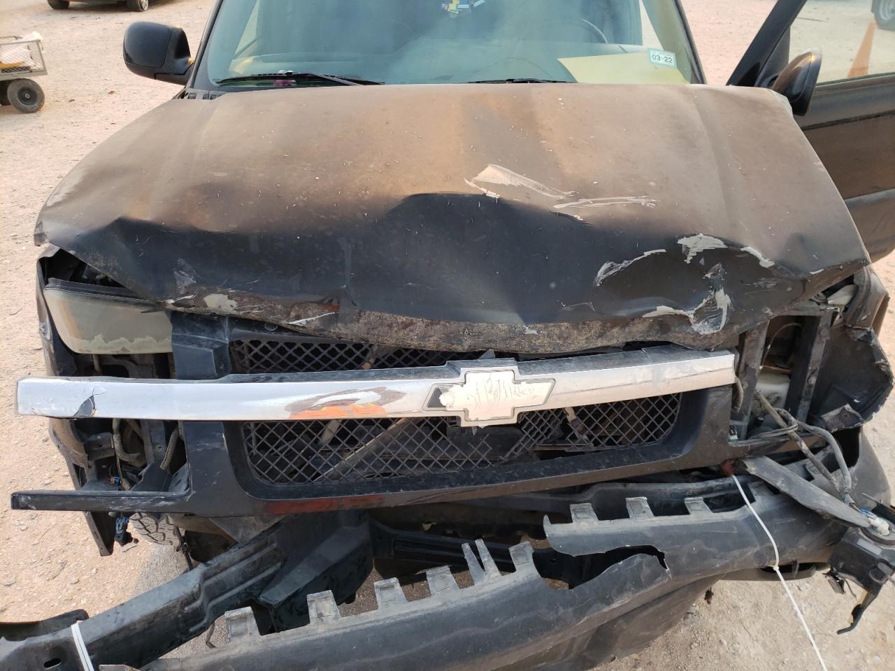 Photo 7 from auction – 2003 CHEVROLET AVALANCHE with VIN 3GNEK13T33G172316