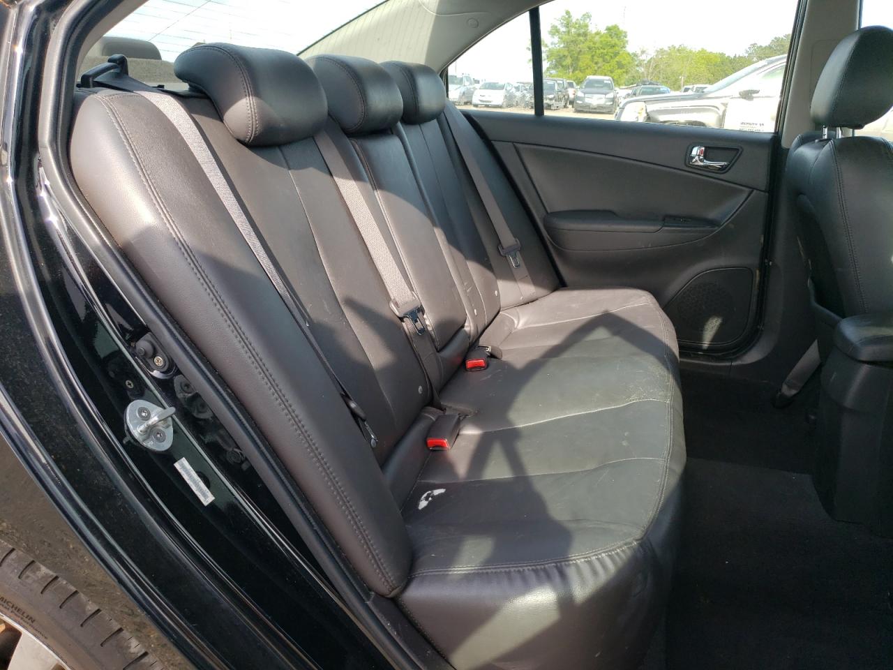 Photo 6 from auction – 2009 HYUNDAI SONATA SE with VIN 5NPEU46C19H518654