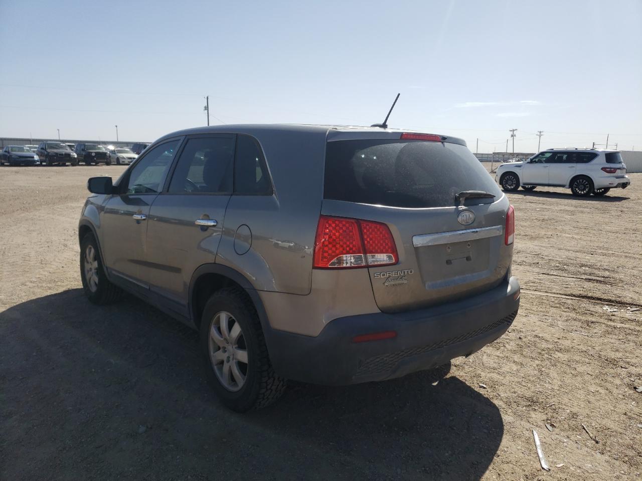 Photo 3 from auction – 2011 KIA SORENTO BA with VIN 5XYKT3A17BG011759