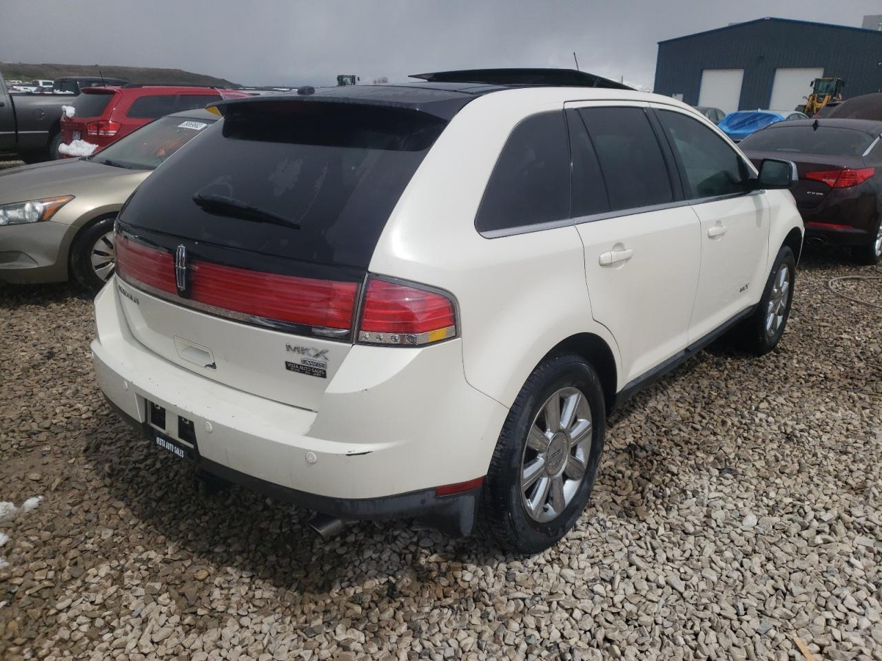 Photo 4 from auction – 2007 LINCOLN MKX with VIN 2LMDU88C27BJ37579