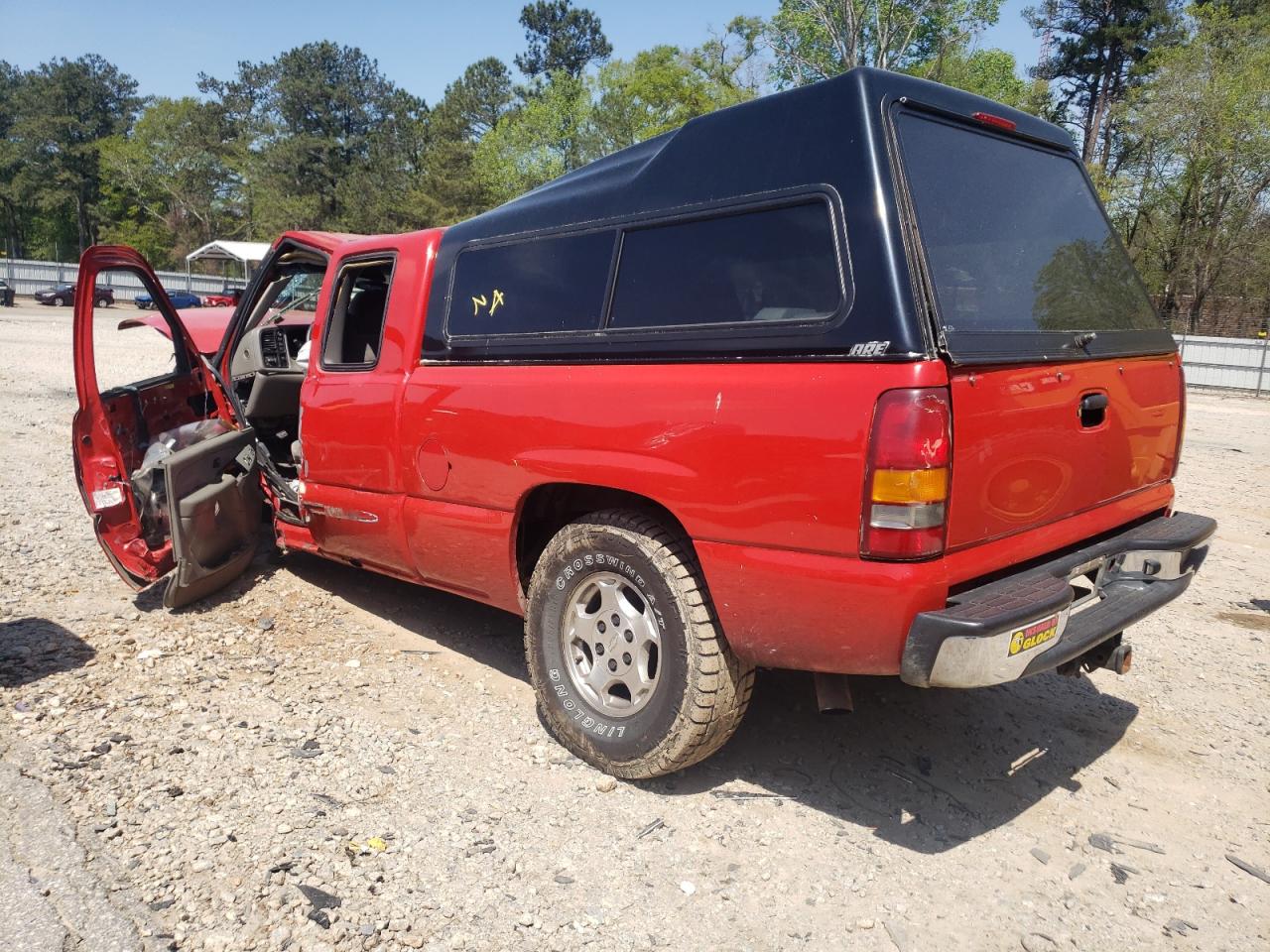 Photo 3 from auction – 2000 CHEVROLET SILVERADO with VIN 1GCEK19T1YE111139