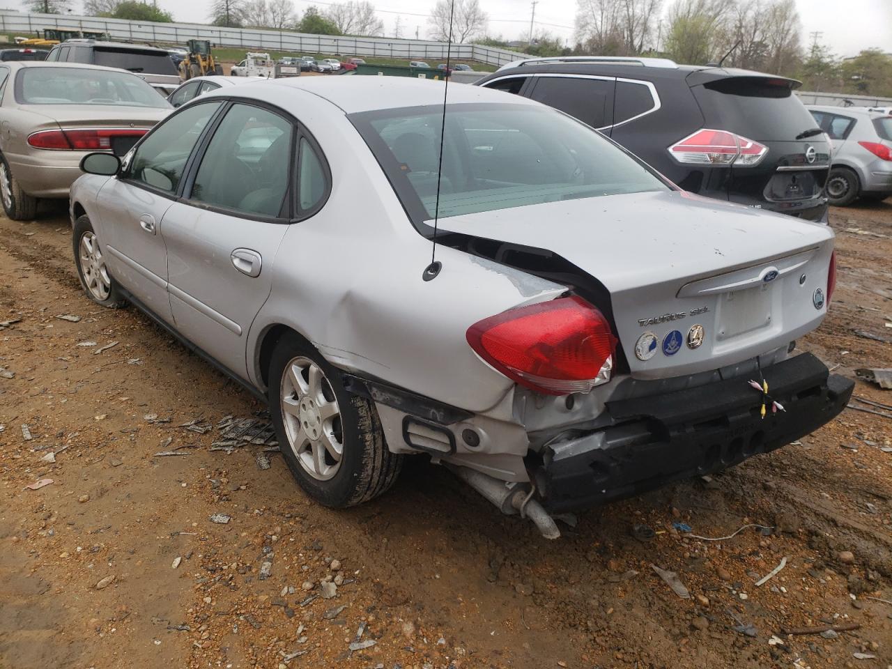 Photo 3 from auction – 2006 FORD TAURUS SEL with VIN 1FAFP56U56A226167