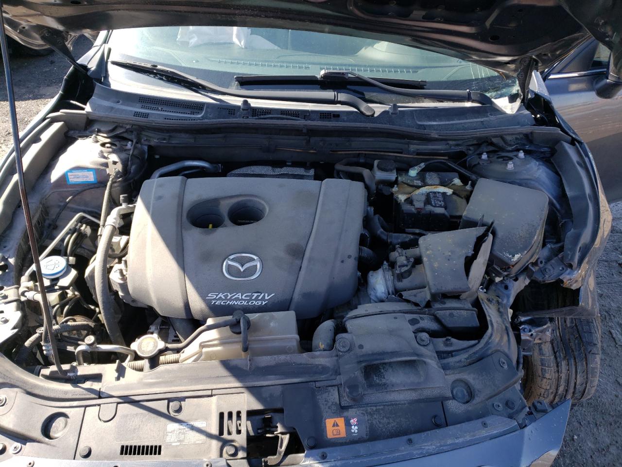 Photo 7 from auction – 2016 MAZDA 3 TOURING with VIN JM1BM1W7XG1318414