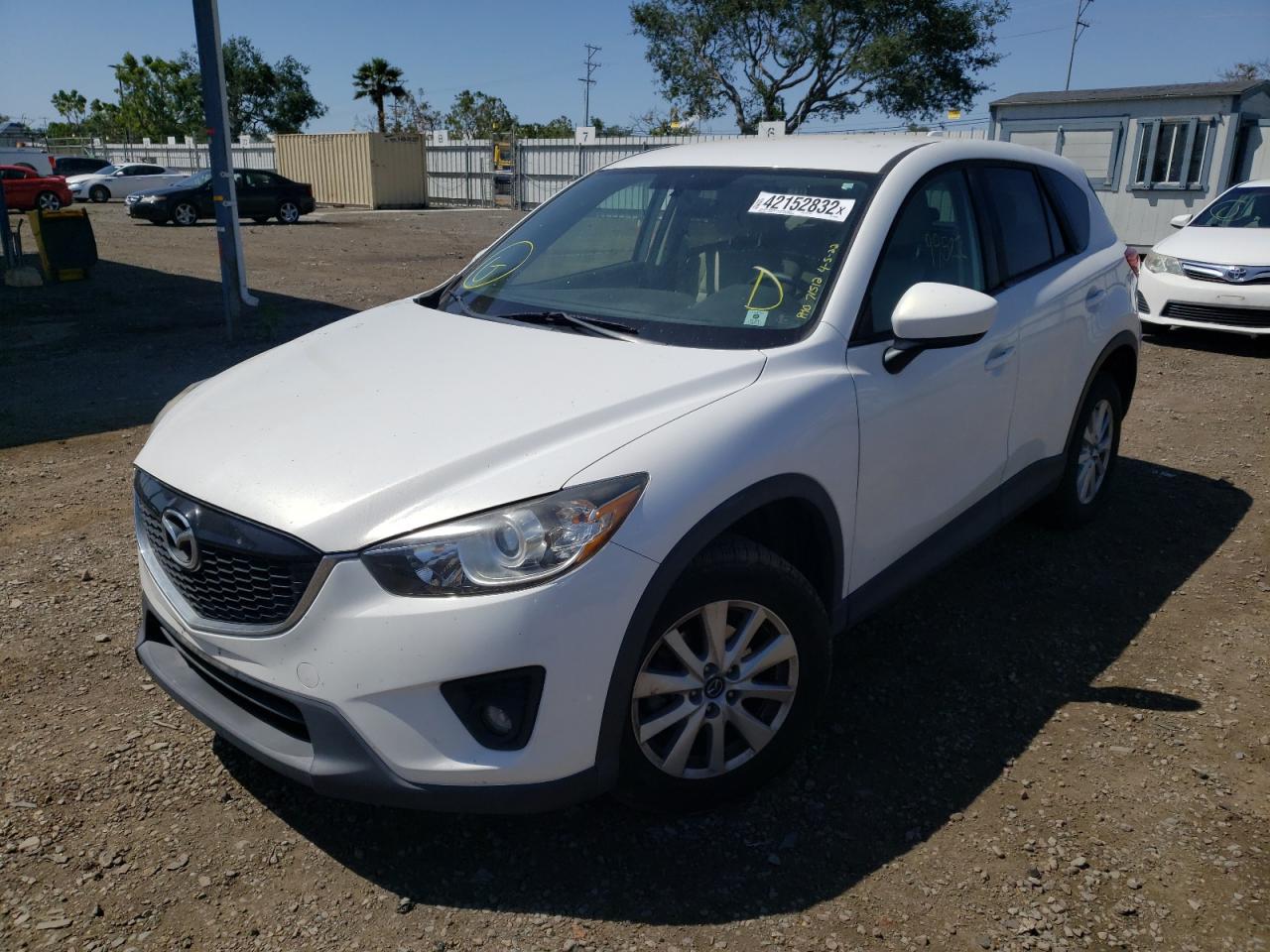 Photo 2 from auction – 2014 MAZDA CX-5 TOURI with VIN JM3KE2CY4E0364699