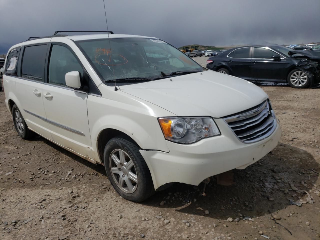 CHRYSLER TOWN & COU 2012 with VIN 2C4RC1BG2CR213508 - Photo from auction