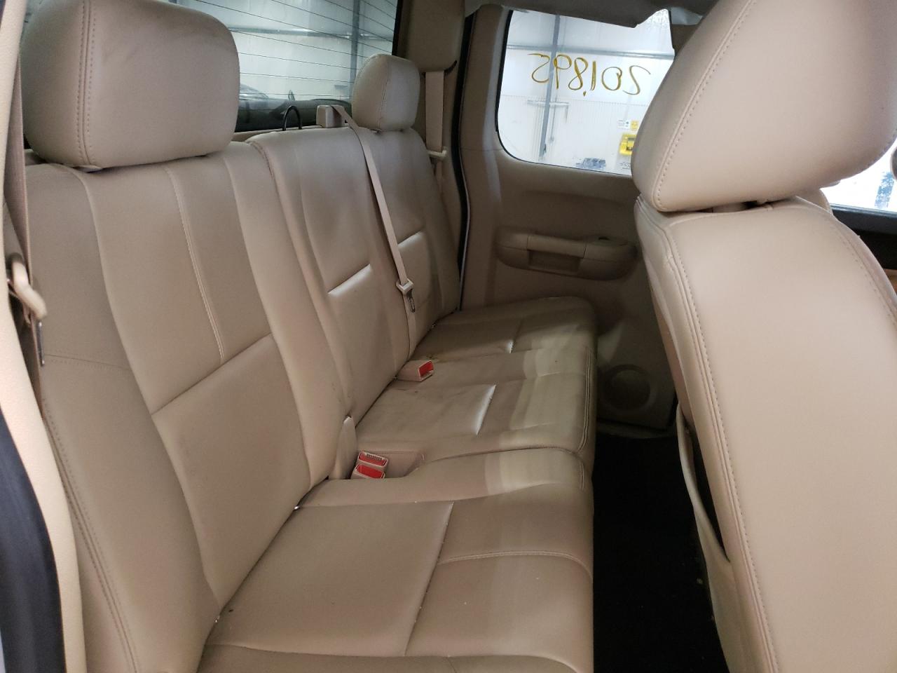 Photo 6 from auction – 2011 CHEVROLET SILVERADO with VIN 1GCRKSE3XBZ364456