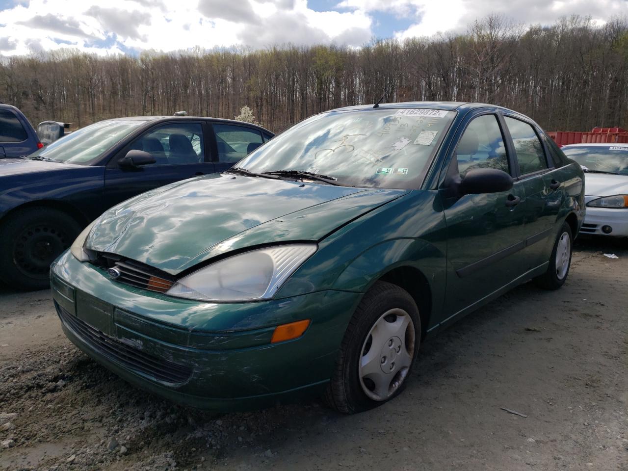 Photo 2 from auction – 2001 FORD FOCUS LX with VIN 1FAFP33PX1W118352