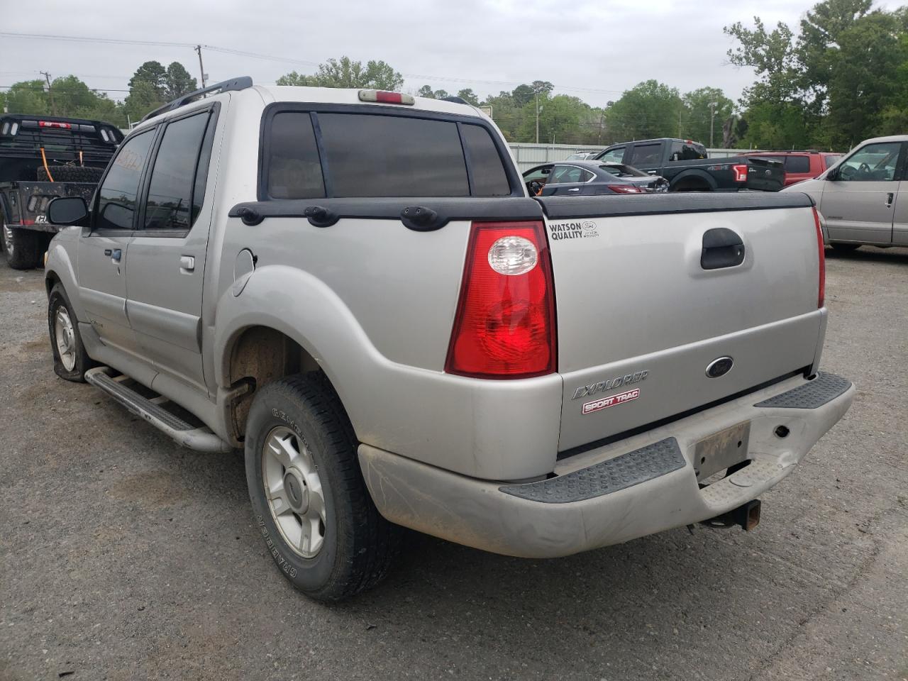 Photo 3 from auction – 2002 FORD EXPLORER S with VIN 1FMZU67E62UC88355