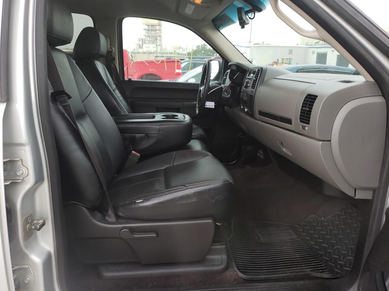 Photo 5 from auction – 2013 CHEVROLET SILVERADO with VIN 3GCPCREA0DG101245