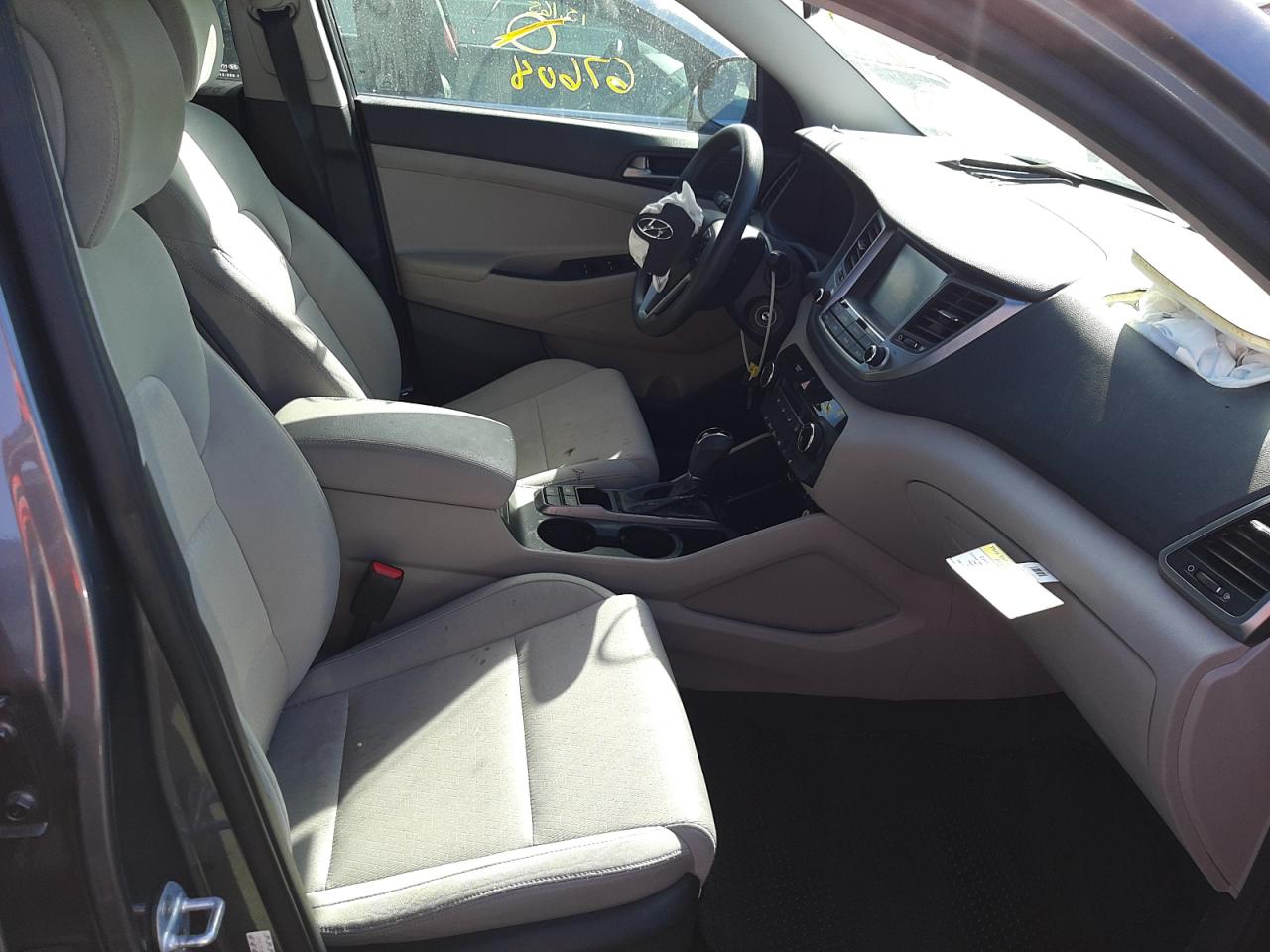 Photo 19 from auction – 2018 HYUNDAI TUCSON SEL with VIN KM8J3CA4XJU602182