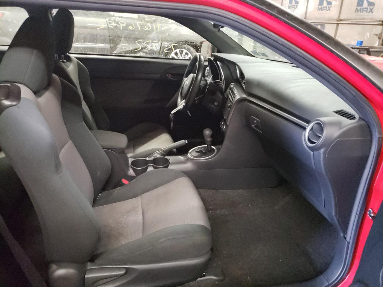 Photo 5 from auction – 2015 TOYOTA SCION TC with VIN JTKJF5C74F3090455