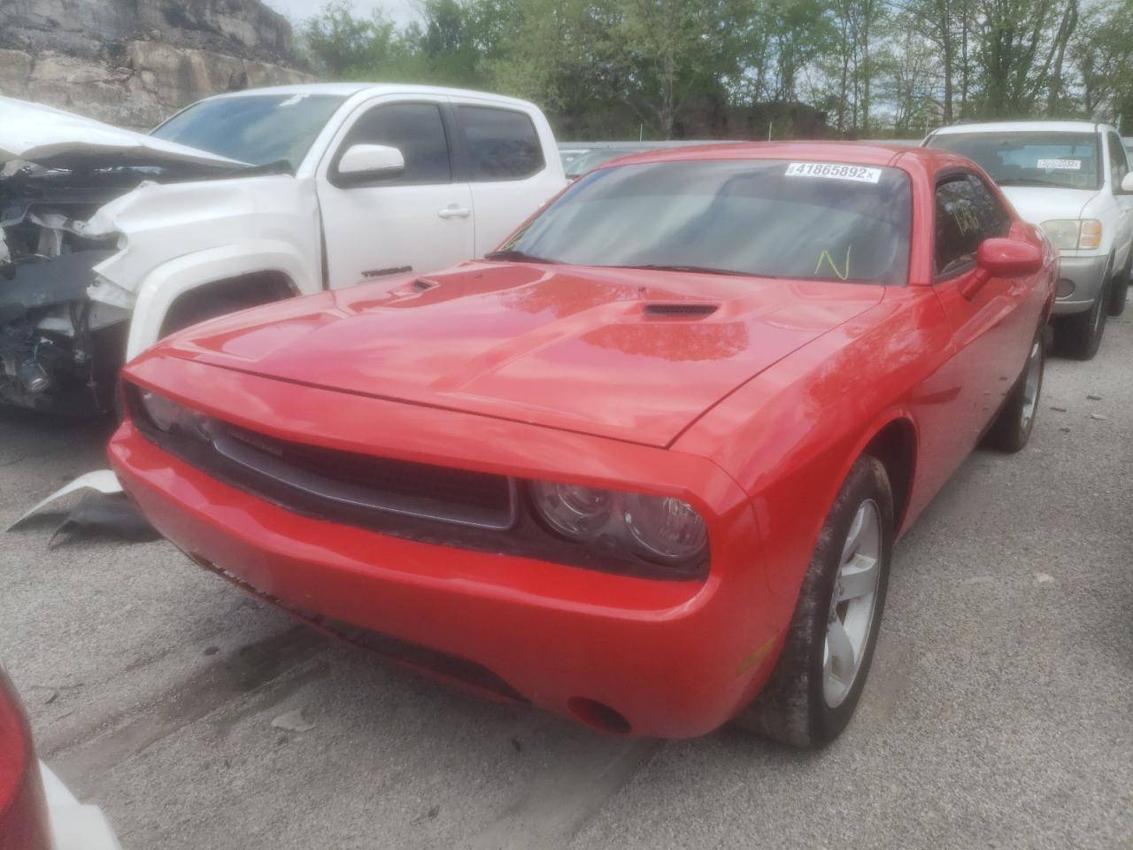 Photo 2 from auction – 2014 DODGE CHALLENGER with VIN 2C3CDYAG1EH107304