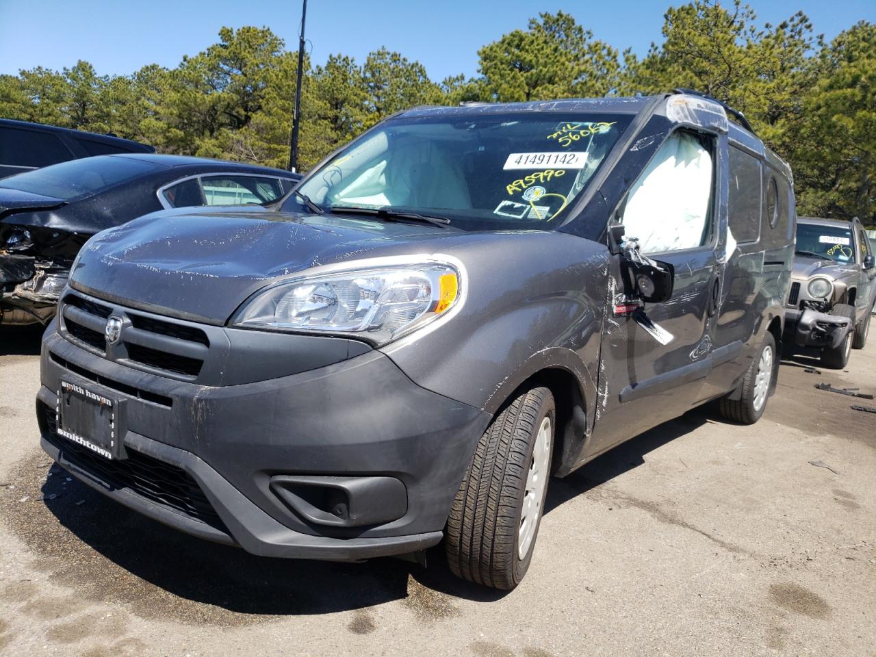 Photo 2 from auction – 2016 RAM PROMASTER with VIN ZFBERFAT2G6A95990