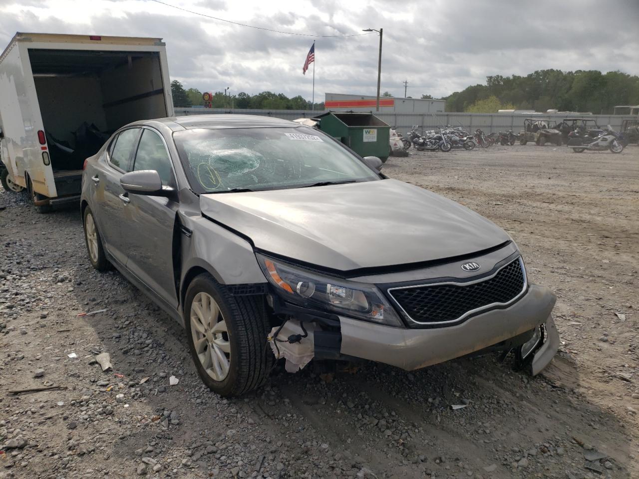Фото 1 с аукциона – 2015 KIA OPTIMA EX с VIN 5XXGN4A72FG495568
