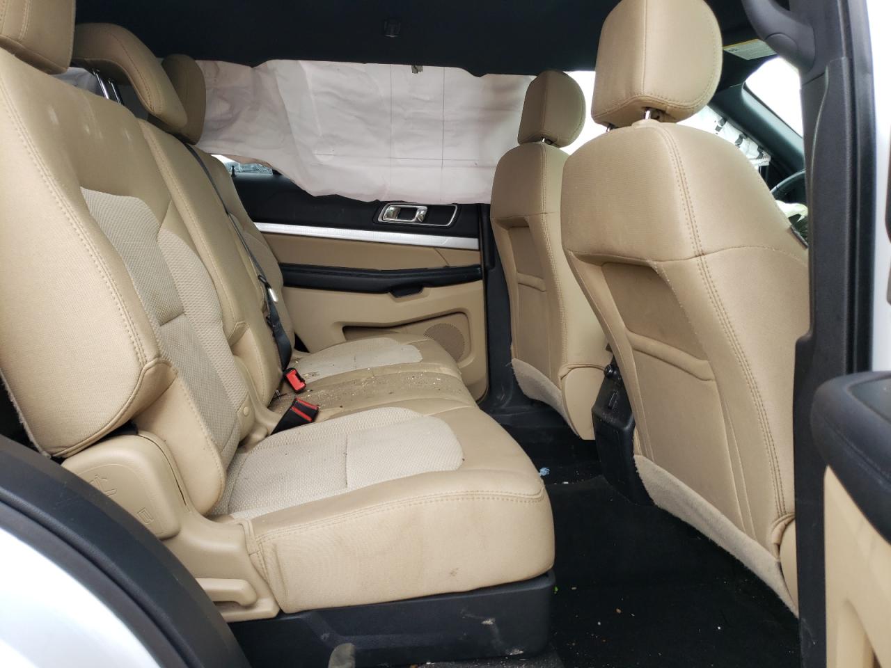 Photo 6 from auction – 2017 FORD EXPLORER X with VIN 1FM5K7D88HGD65209