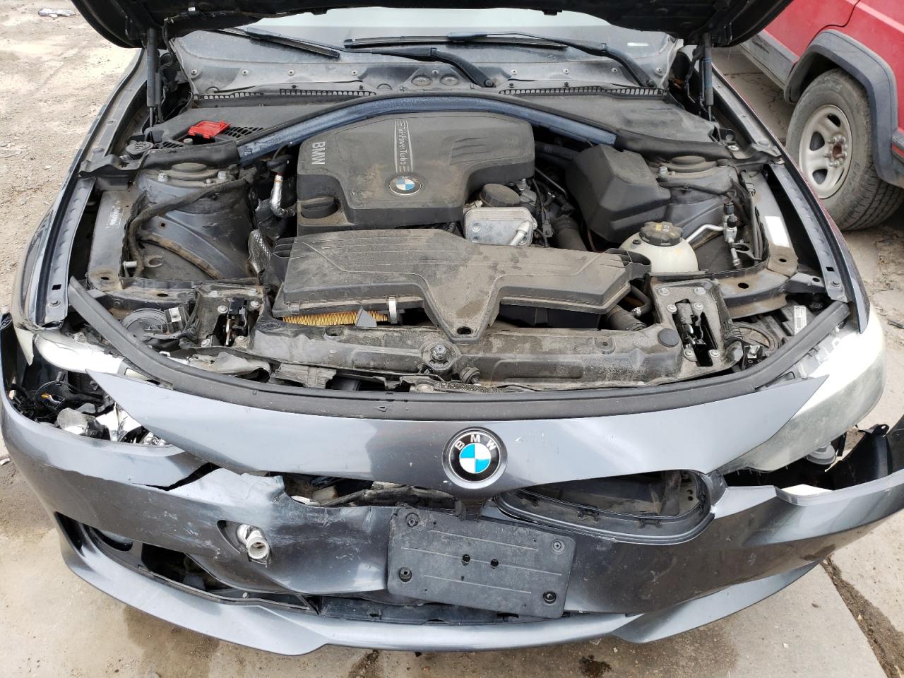 Photo 7 from auction – 2014 BMW 320 I XDRI with VIN WBA3C3G54ENS71061