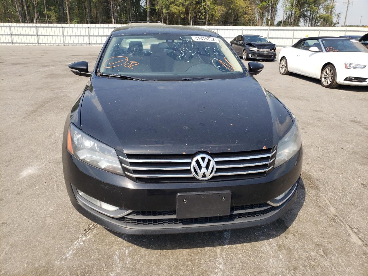Photo 9 from auction – 2012 VOLKSWAGEN PASSAT SEL with VIN 1VWCN7A38CC023896