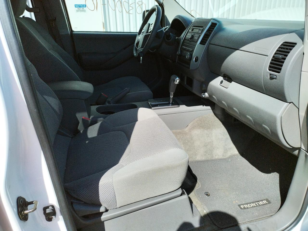 Photo 5 from auction – 2010 NISSAN FRONTIER C with VIN 1N6AD0FR0AC417548