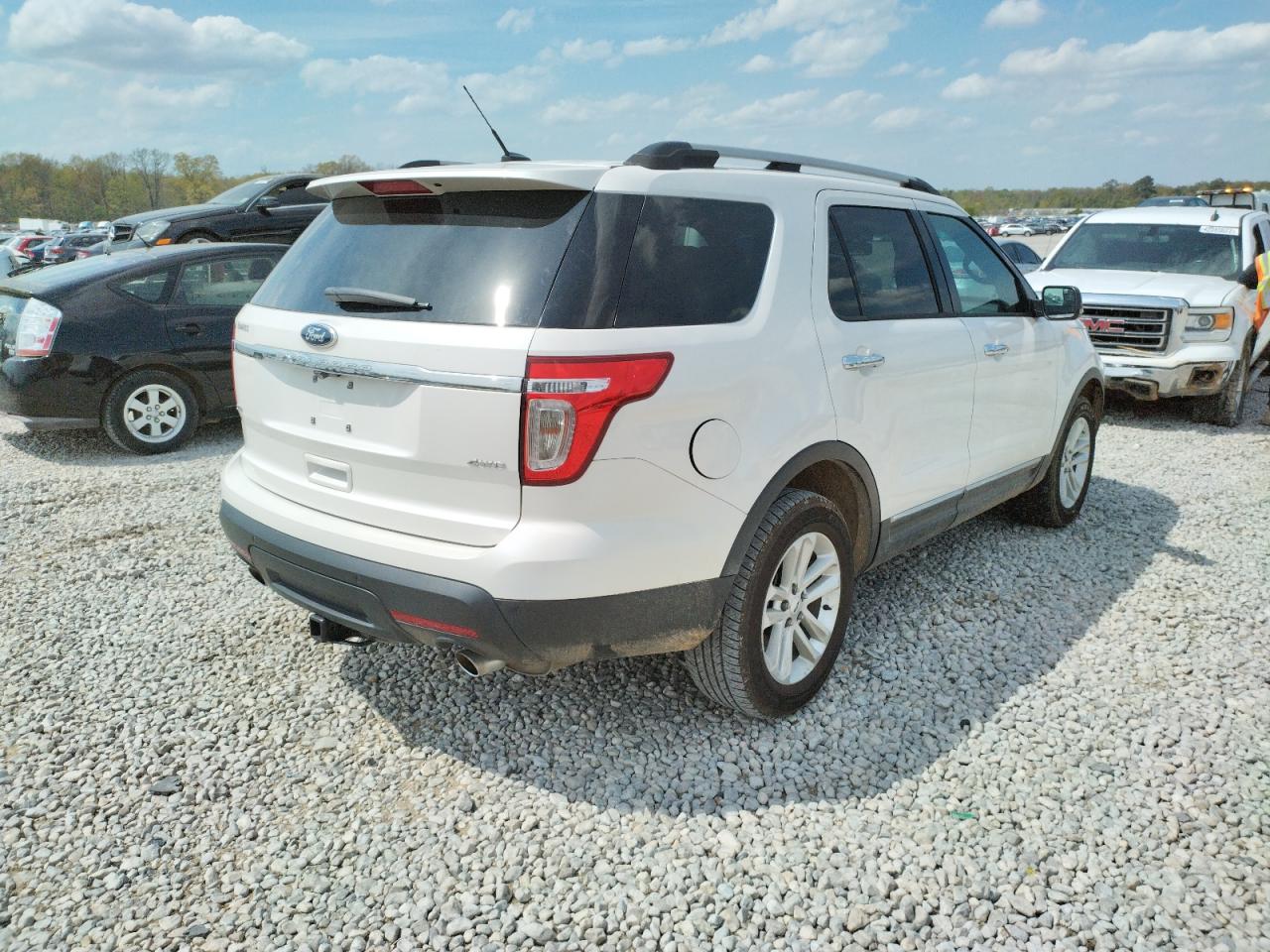 Photo 4 from auction – 2013 FORD EXPLORER X with VIN 1FM5K8D80DGA77653