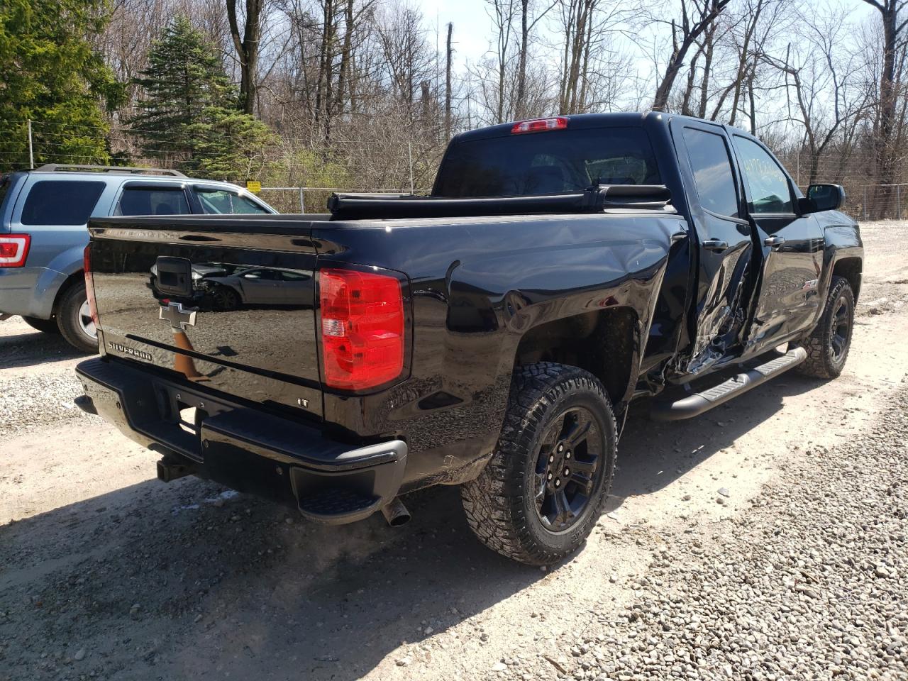 Photo 4 from auction – 2017 CHEVROLET SILVERADO with VIN 1GCVKREC6HZ337433