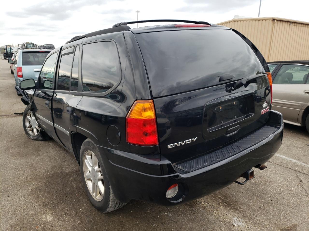 Photo 3 from auction – 2008 GMC ENVOY with VIN 1GKDT13S882261750