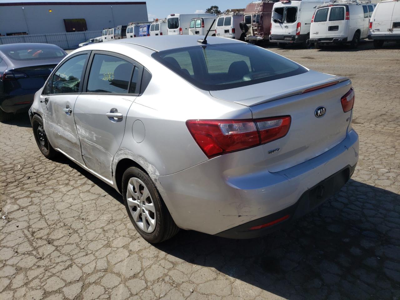 Photo 3 from auction – 2014 KIA RIO LX with VIN KNADM4A33E6342680