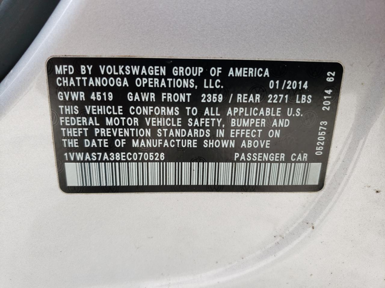 Photo 10 from auction – 2014 VOLKSWAGEN PASSAT S with VIN 1VWAS7A38EC070526
