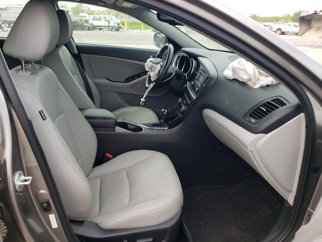 Photo 5 from auction – 2015 KIA OPTIMA EX with VIN 5XXGN4A72FG495568
