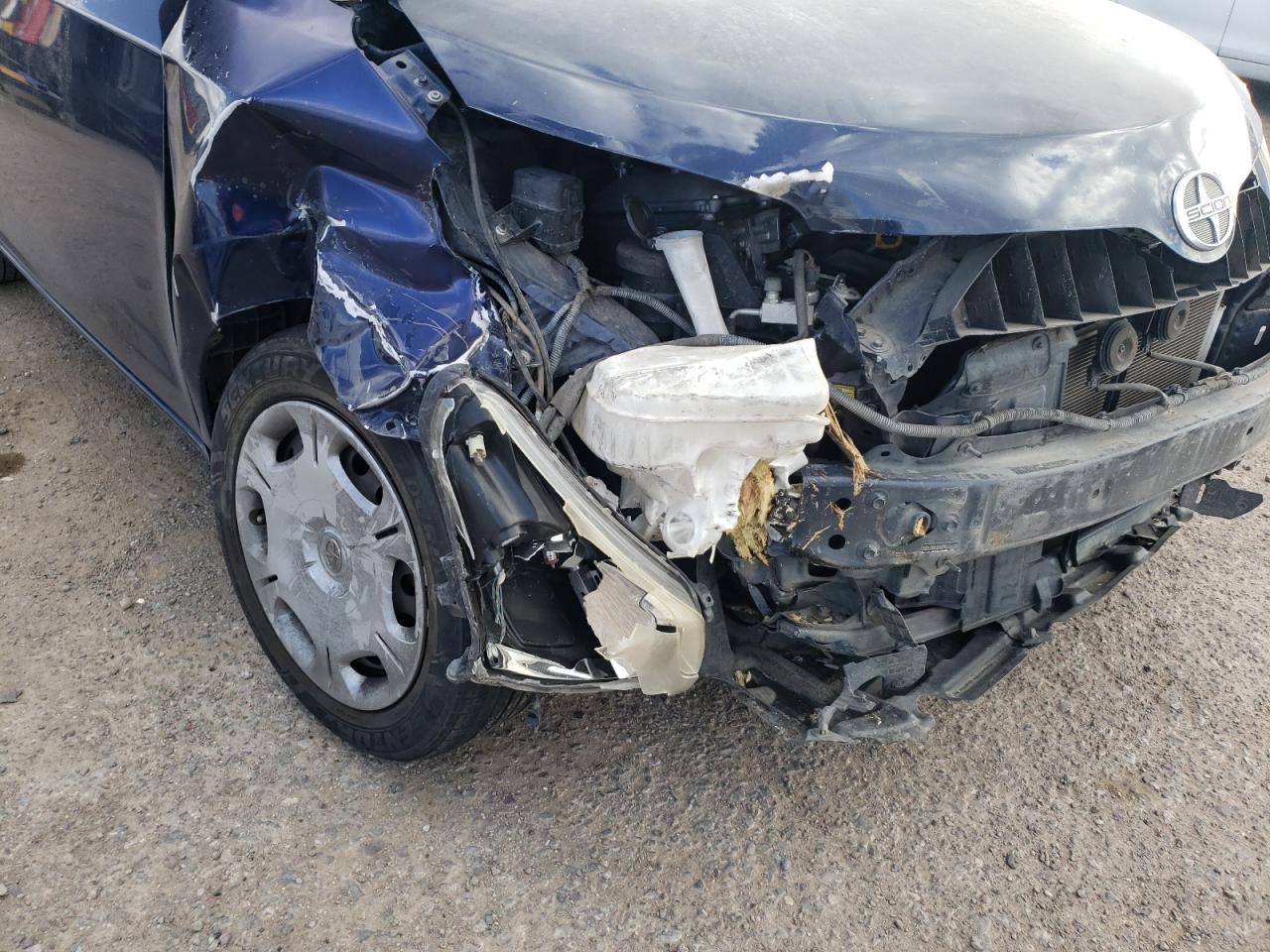 Photo 9 from auction – 2009 TOYOTA SCION XD with VIN JTKKU10479J036709