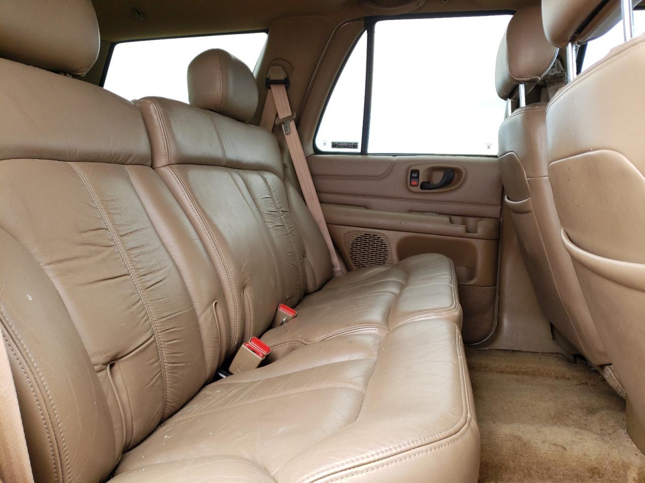 Photo 6 from auction – 2000 CHEVROLET BLAZER with VIN 1GNDT13W7Y2285494