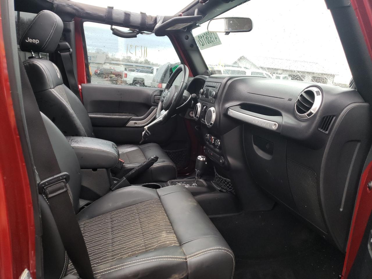 Photo 5 from auction – 2012 JEEP WRANGLER U with VIN 1C4BJWDG7CL290448
