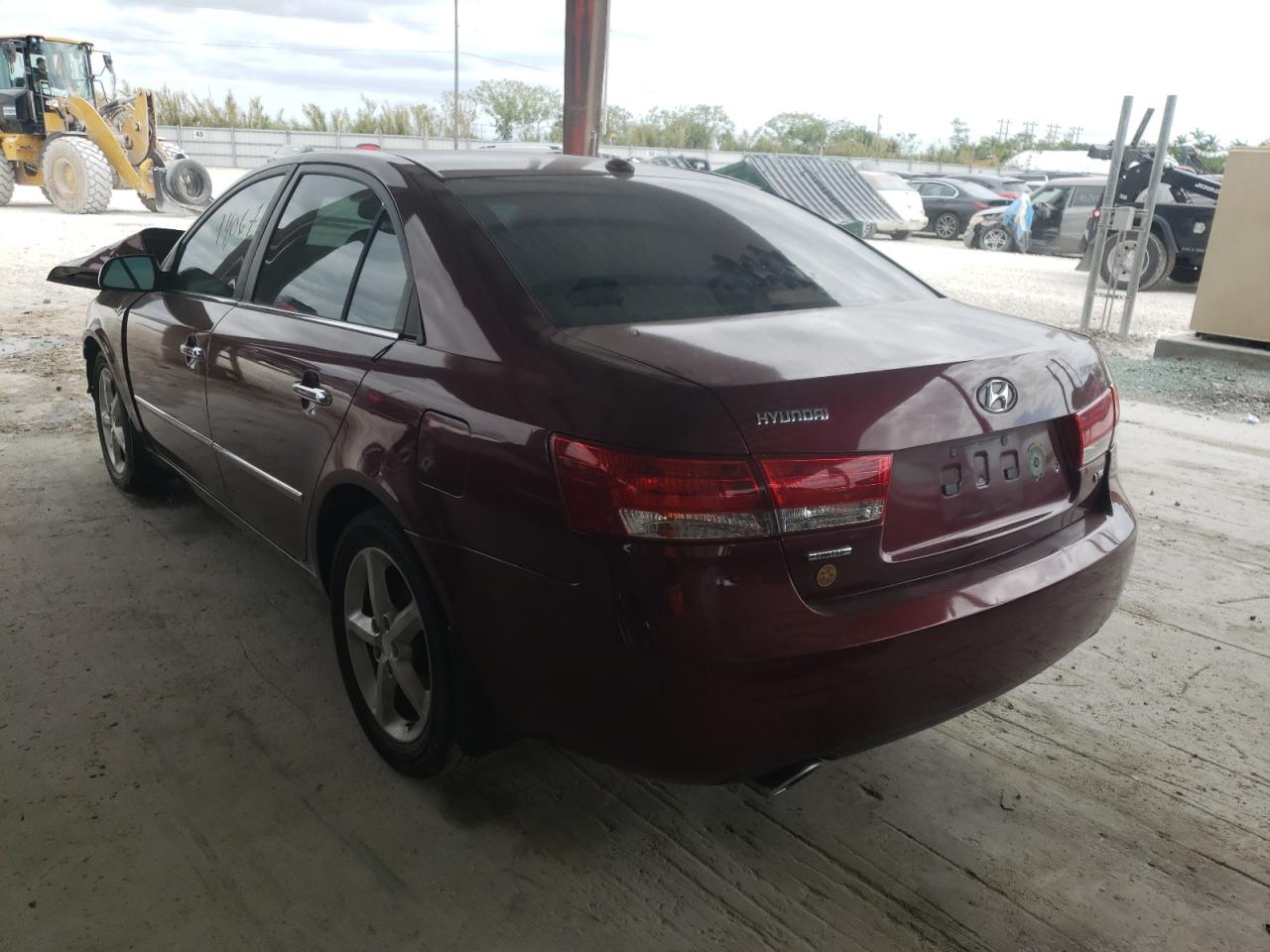 Photo 3 from auction – 2008 HYUNDAI SONATA SE with VIN 5NPEU46F28H347020