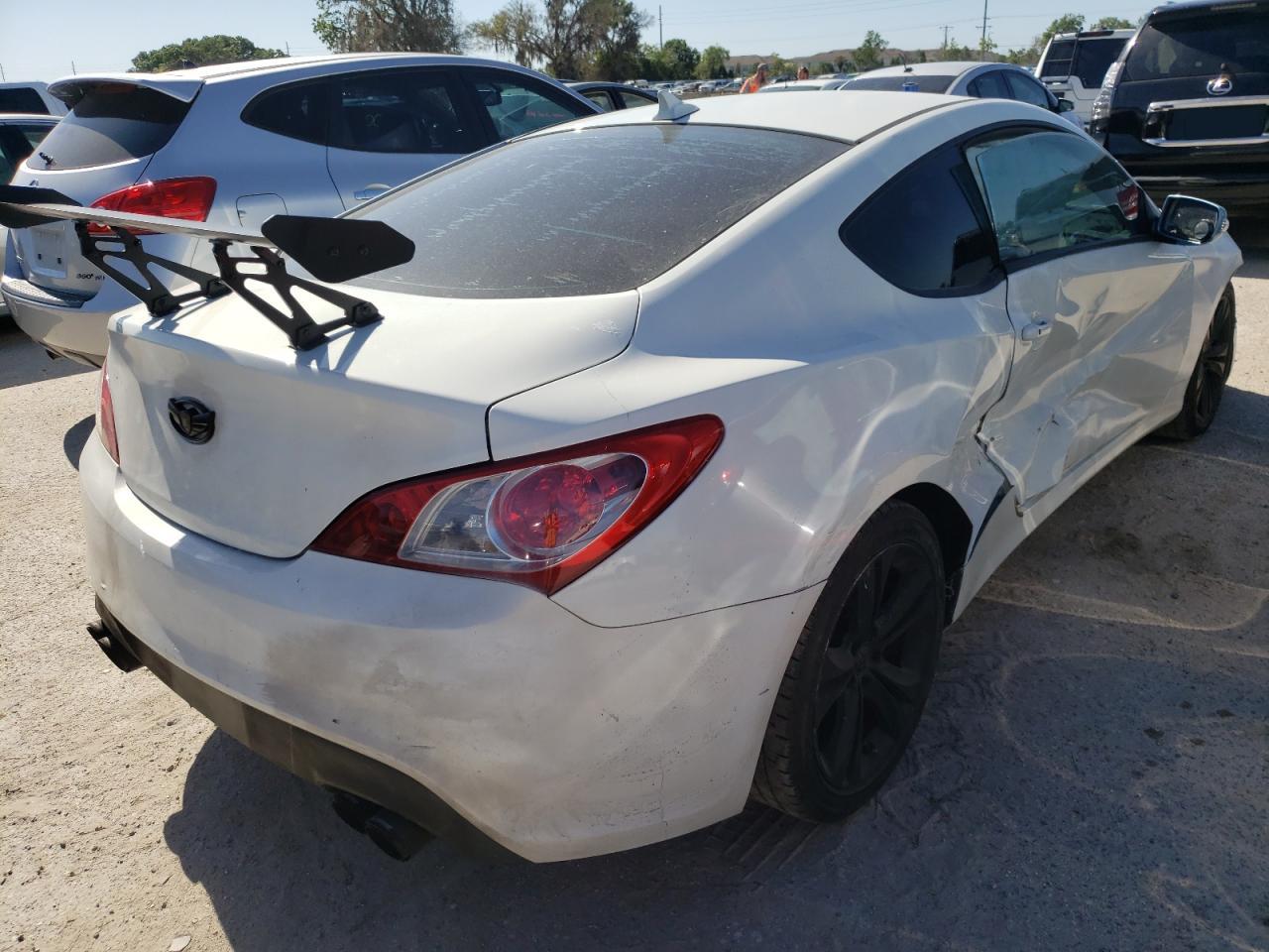 Photo 4 from auction – 2012 HYUNDAI GENESIS CO with VIN KMHHT6KD7CU071606