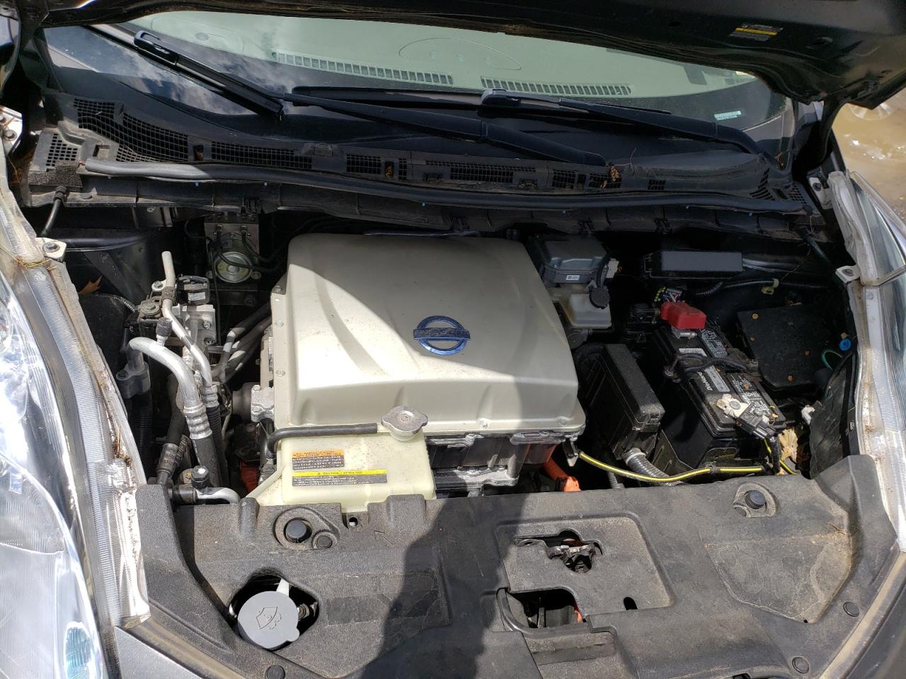 Photo 7 from auction – 2015 NISSAN LEAF S with VIN 1N4AZ0CP3FC313348