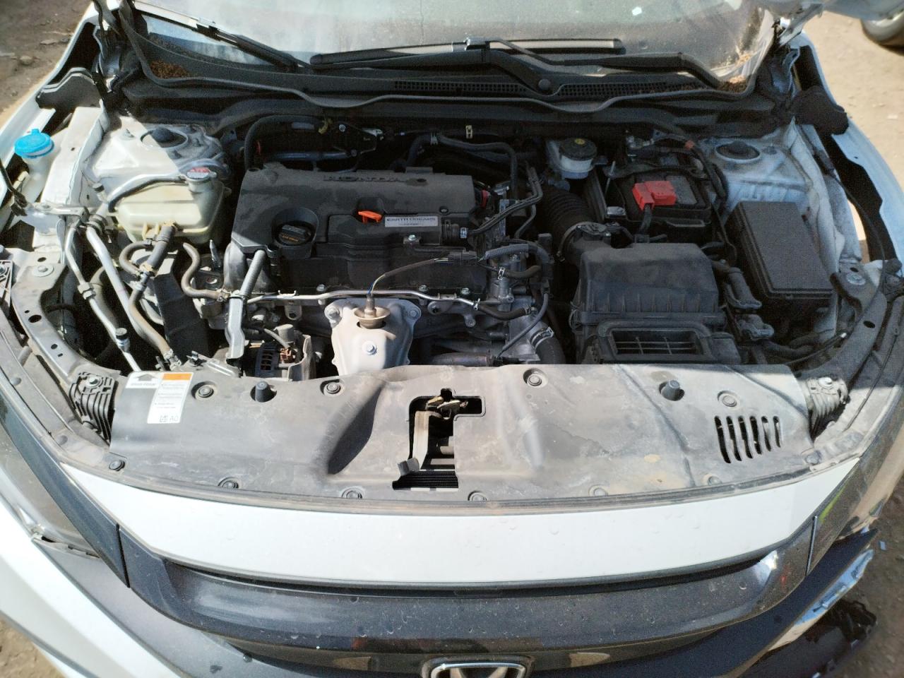 Zdjęcie 7 z aukcji – 2019 HONDA CIVIC LX z VIN 19XFC2F69KE020797