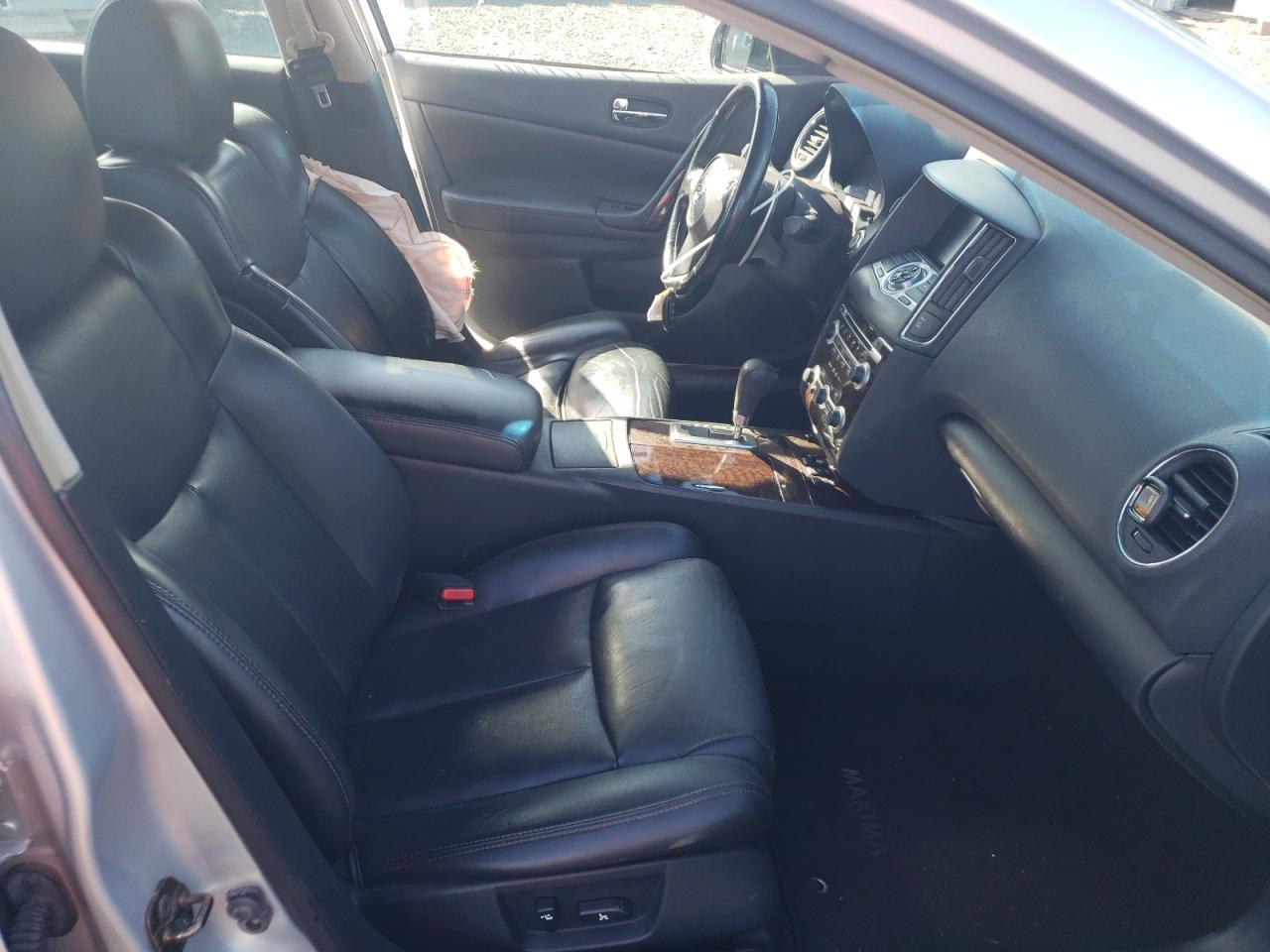 Photo 5 from auction – 2010 NISSAN MAXIMA S with VIN 1N4AA5AP4AC814037