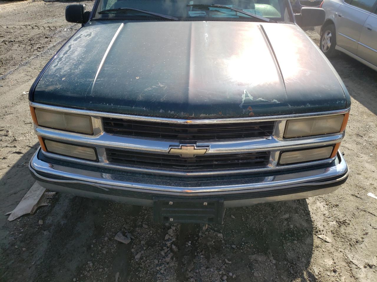Photo 7 from auction – 1998 CHEVROLET GMT-400 C1 with VIN 1GCEC19M5WE238365