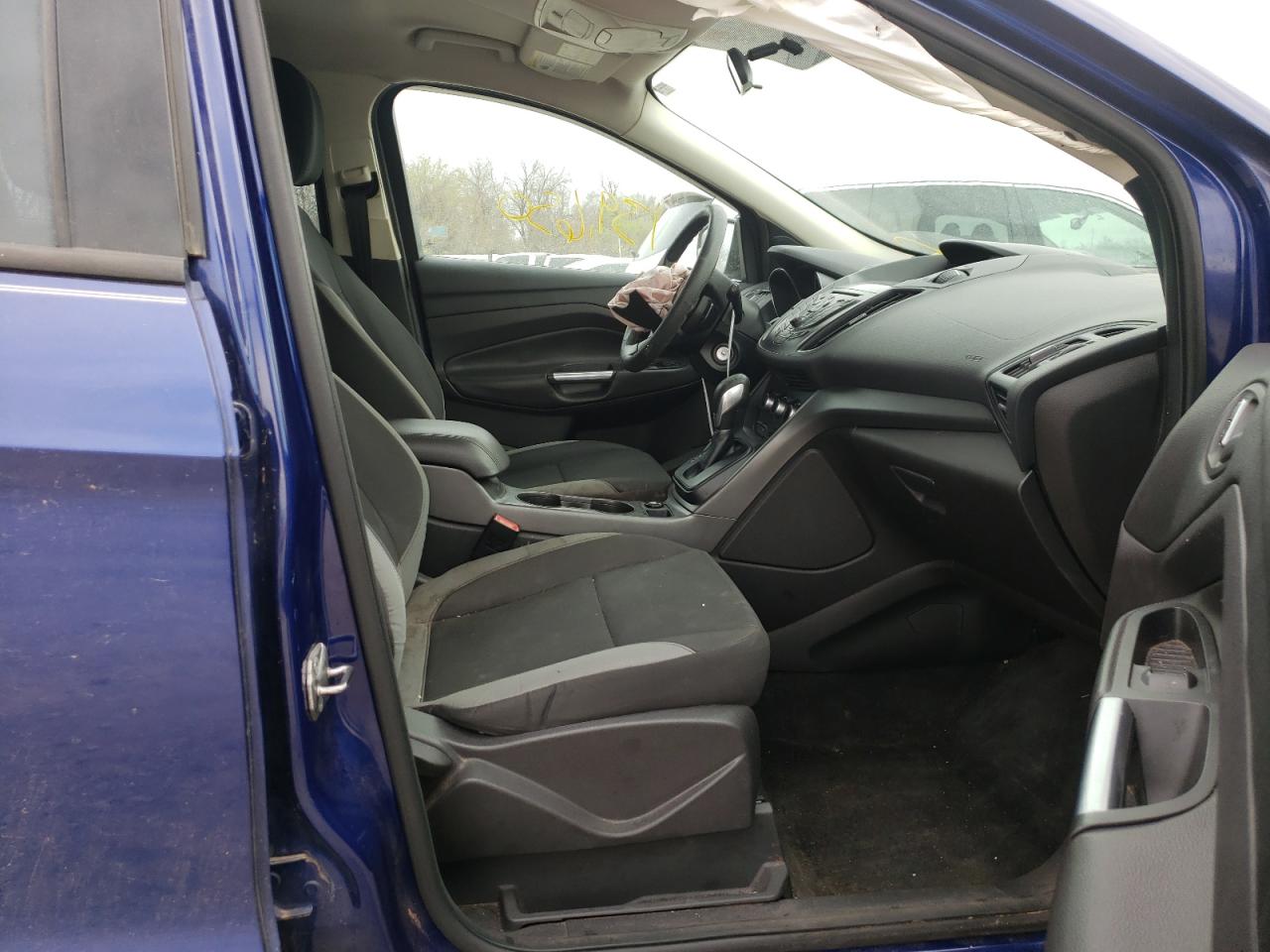 Photo 5 from auction – 2013 FORD ESCAPE S with VIN 1FMCU0F73DUC43138