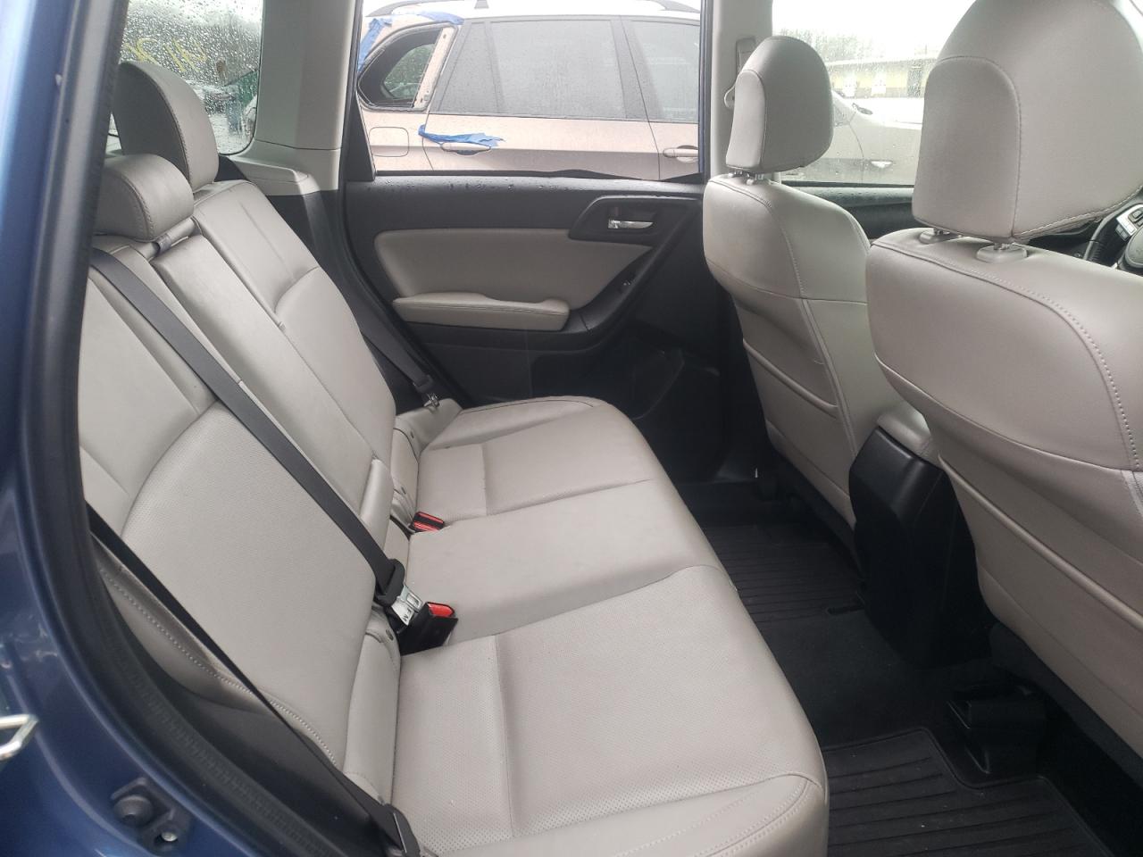 Photo 6 from auction – 2018 SUBARU FORESTER 2 with VIN JF2SJAJC7JH476271