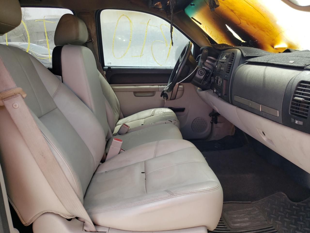 Photo 5 from auction – 2010 CHEVROLET SILVERADO with VIN 3GCRKSE33AG140685