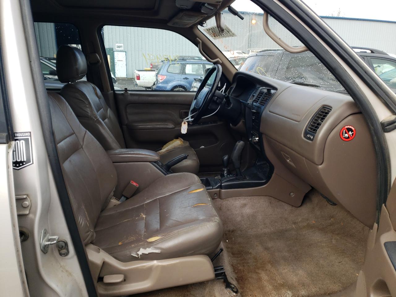 Photo 5 from auction – 1996 TOYOTA 4RUNNER SR with VIN JT3HN86R2T0014970