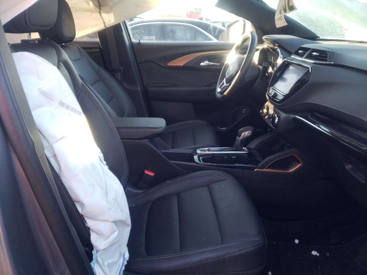 Photo 5 from auction – 2021 CHEVROLET TRAILBLAZE with VIN KL79MSSL3MB024041