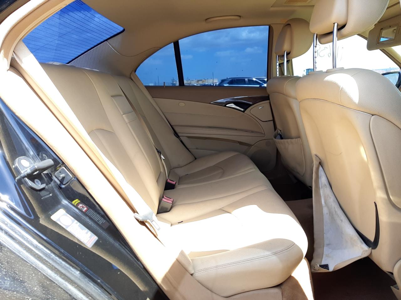 Photo 6 from auction – 2007 MERCEDES-BENZ E 350 with VIN WDBUF56X77B168510